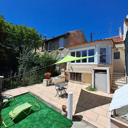 La Petite Maison Des Boettes Holiday home Carpentras